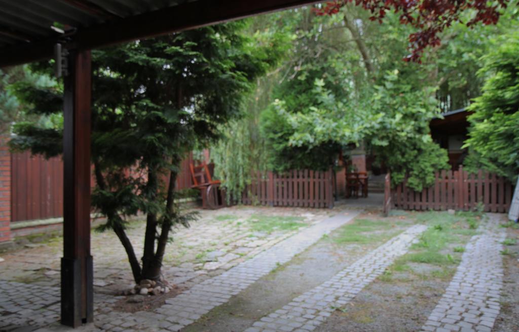 Penzion Uno Hradec Králové Extérieur photo